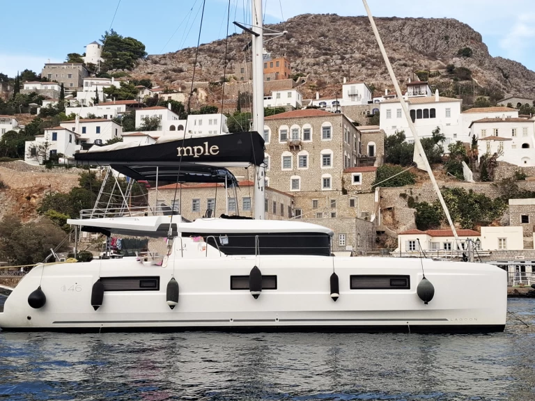 Catamaran for rent Alimos at the best price