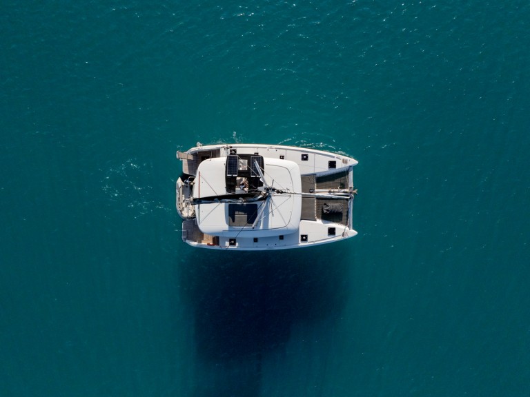 Catamaran rental in Alimos - Lagoon Lagoon 42