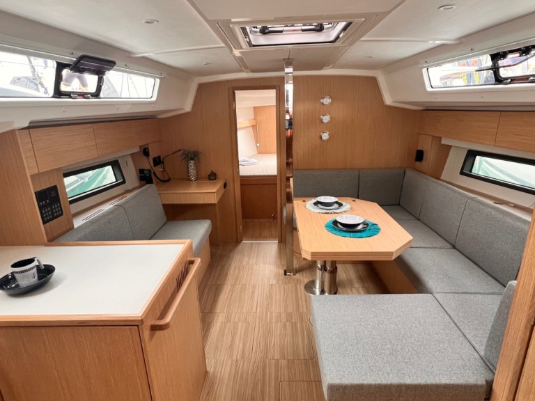 Sailboat rental with or without captain Bavaria Rosignano Solvay-Castiglioncello