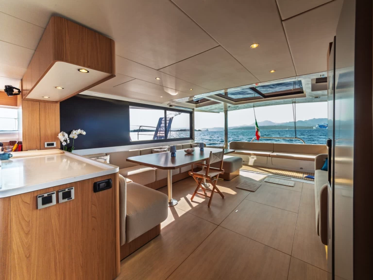 Boat rental Bali Bali 5.8 in Eden Island on Samboat