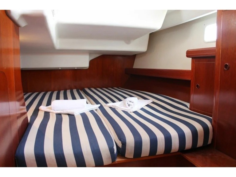 Yacht charter Fiskárdo cheap Oceanis 473