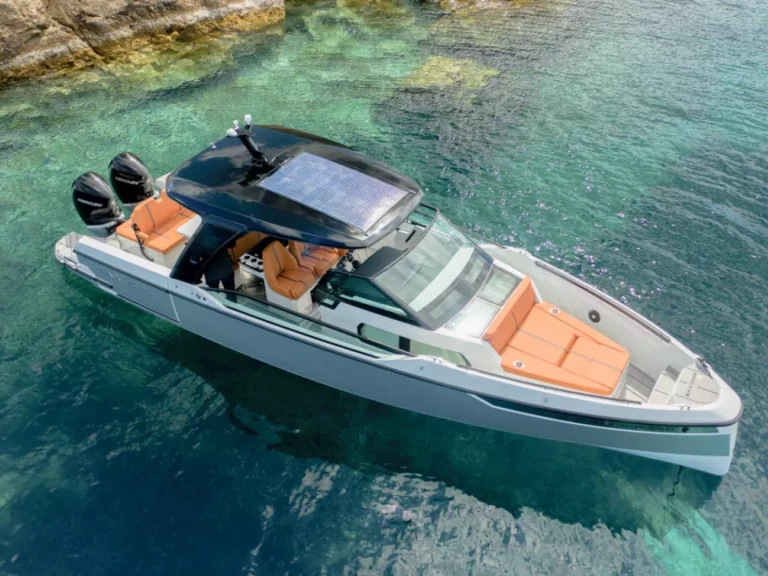 Rent a Saxdor Saxdor 320 GTO Cannes