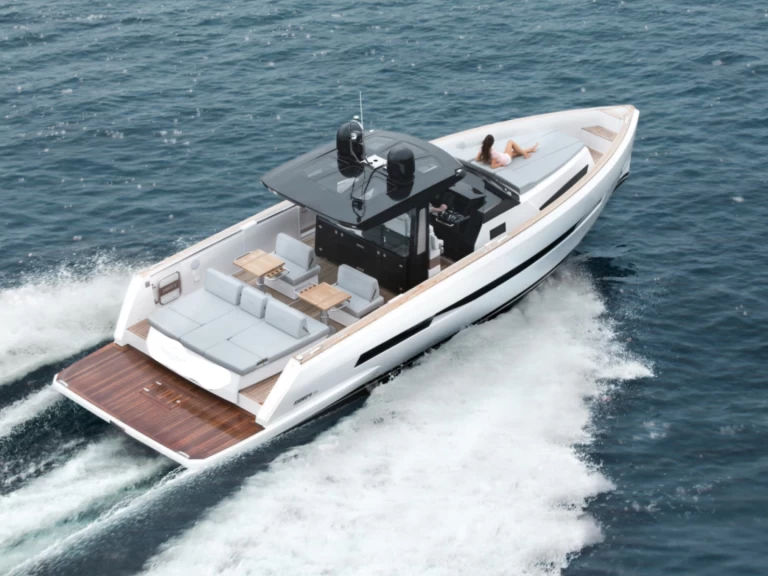 Boat rental Fjord Fjord 44 Open in Port de Saint Tropez on Samboat