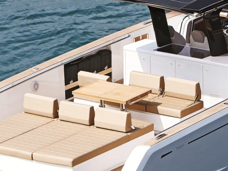 Pardo Yachts Pardo 43 charter bareboat or captained in  Port de Saint Tropez