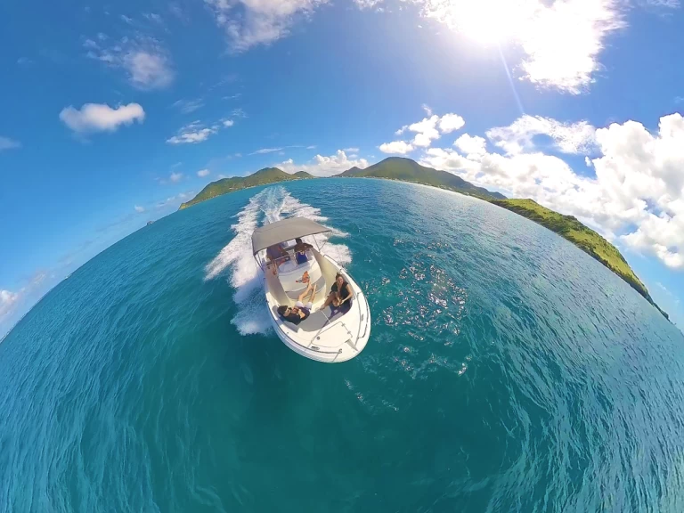 Motorboat rental in Marigot - Pacific Craft Pacific Craft 625 Open