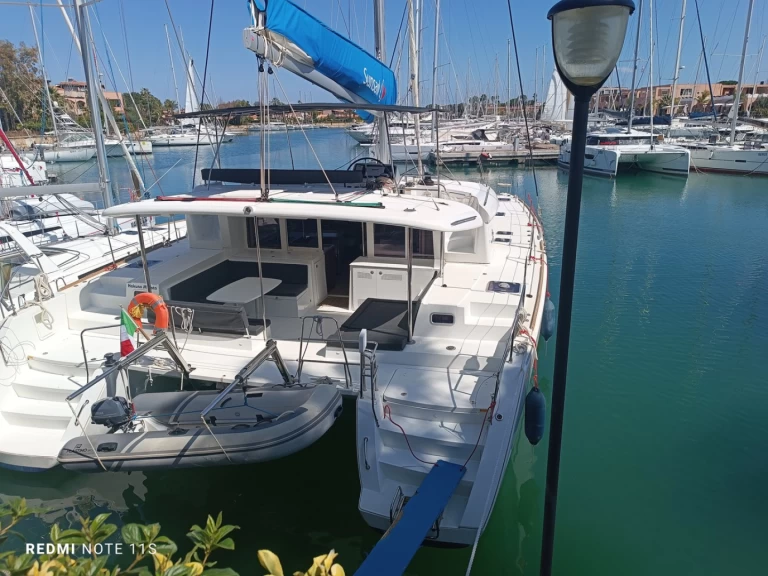 Catamaran rental in Furnari - Lagoon Lagoon 450 F