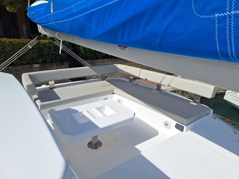 Catamaran rental in Furnari - Leopard Catamarans / Robertson & Caine Leopard 42 - 4 cab.