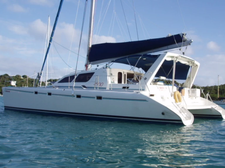 Catamaran rental with or without captain Leopard Catamarans / Robertson & Caine Procida
