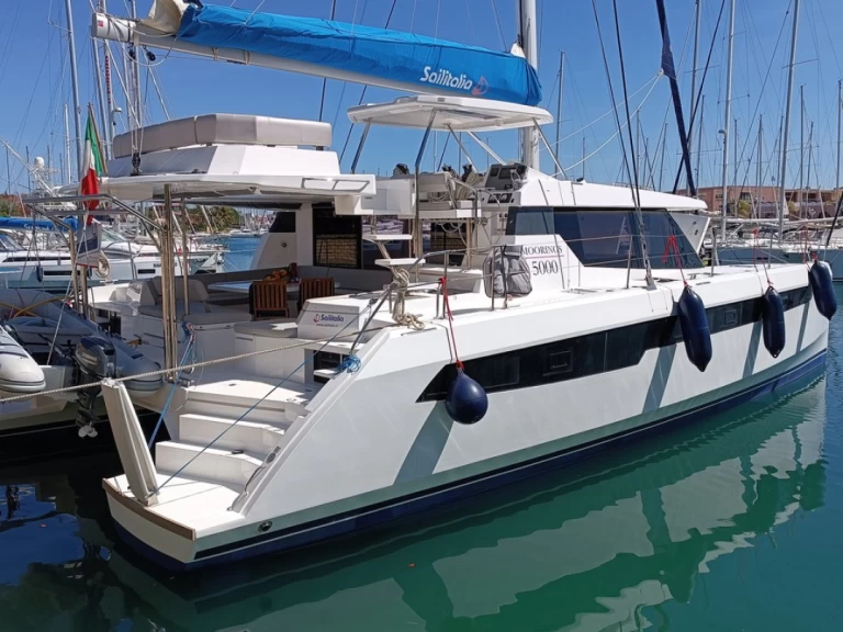 Leopard Catamarans / Robertson & Caine Leopard 50 - 5 + 1 cab charter bareboat or captained in  Furnari