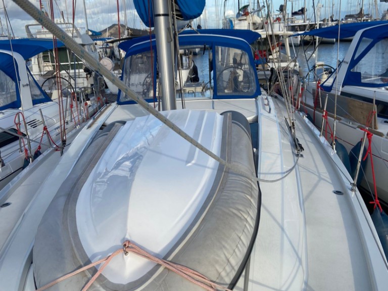 Sailboat rental with or without captain Bénéteau Cannigione