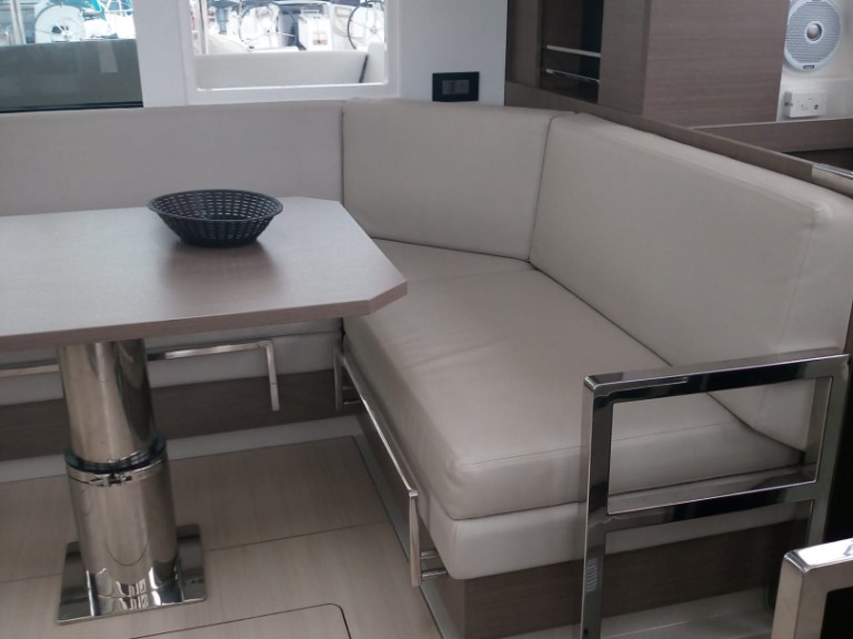 Catamaran for rent Cannigione at the best price