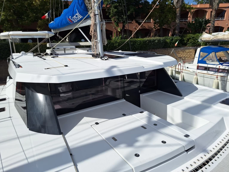 Bareboat Rental Catamaran Leopard Catamarans / Robertson & Caine with a boat licence