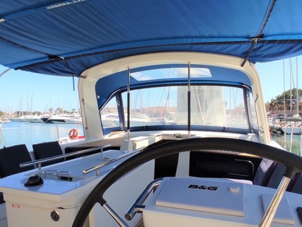 Boat rental Bénéteau Oceanis 46.1 in Furnari on Samboat