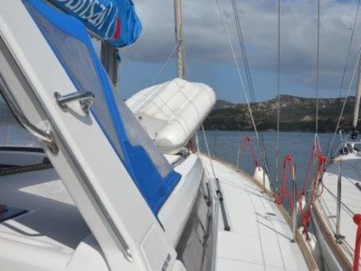 Rent a Bénéteau Oceanis 48 Cannigione