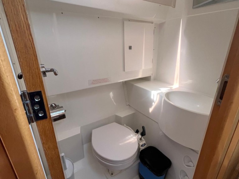 Jeanneau Sun Odyssey 319 in Cannigione on SamBoat