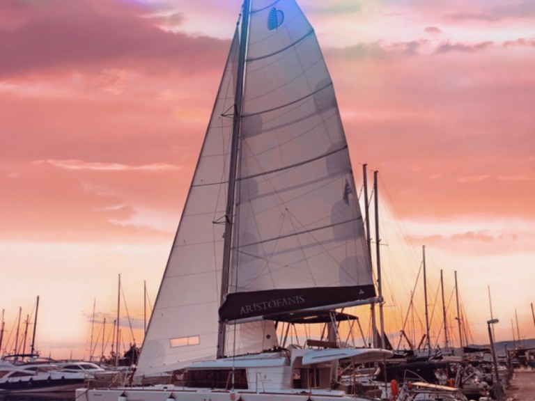 Rent a Lagoon Lagoon 450 F Lefkáda