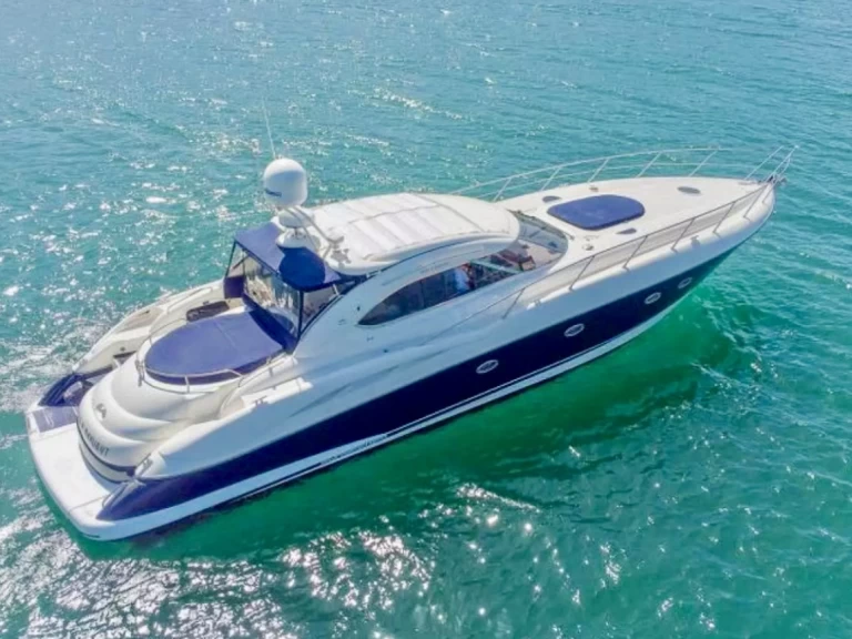 Bareboat Rental Luxury Yacht Sunseeker with a boat licence