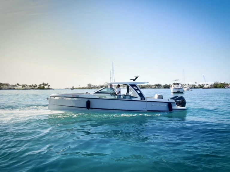 Bareboat Rental Motorboat Axopar with a boat licence