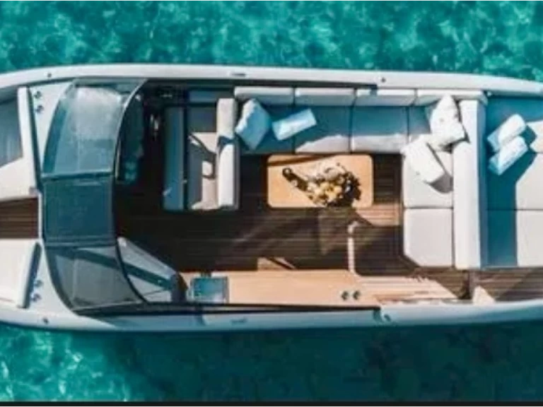 Rand Supreme 27 charter bareboat or captained in  Riviera Beach