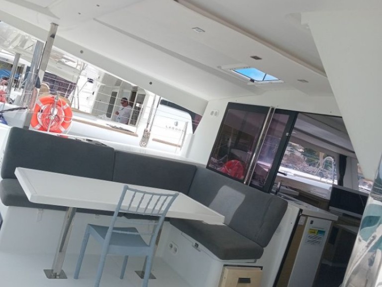 Catamaran for rent Praslin Island at the best price