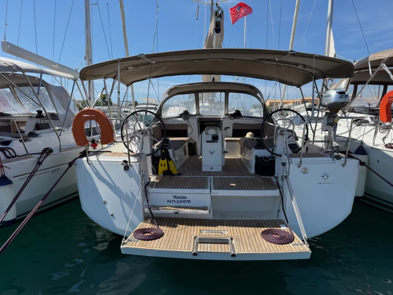 Rent a Jeanneau Sun Odyssey 490 Lefkáda