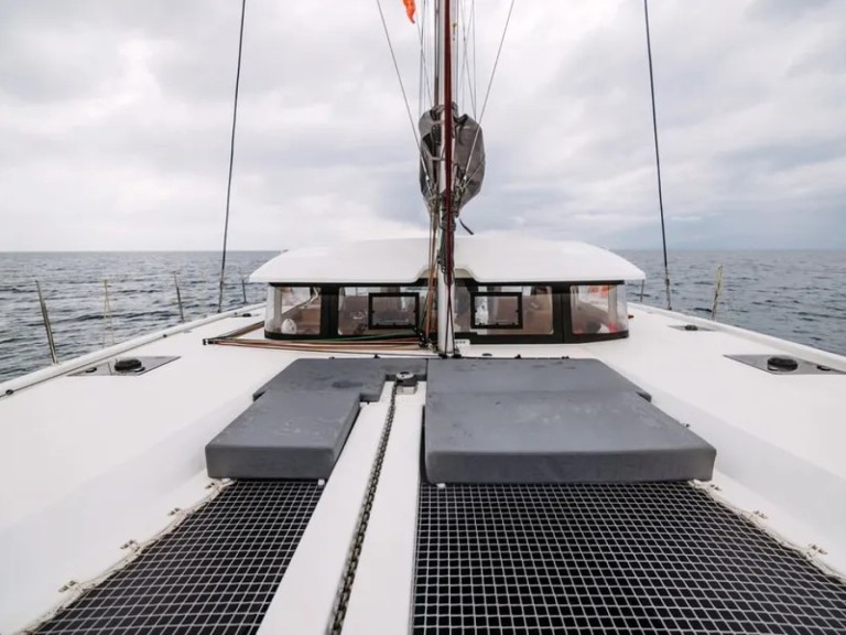 Catamaran rental in Lefkáda - Excess Excess 11