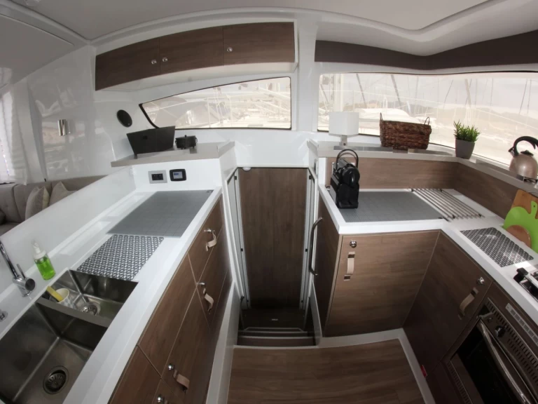 Catamaran rental in Fiskárdo - Bali Bali 4.2