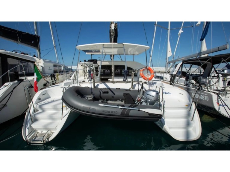 Catamaran rental in Vibo Marina - Lagoon Lagoon 380[G]