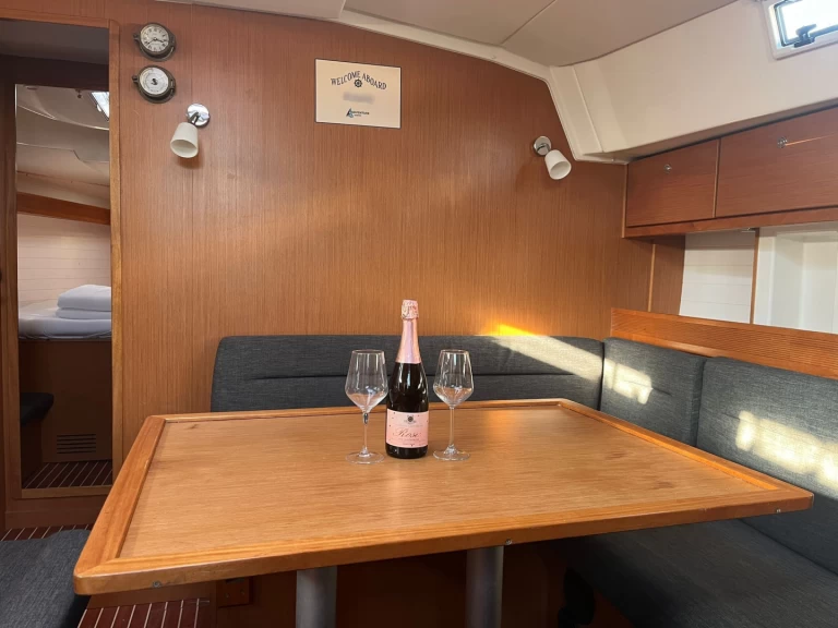 Yacht charter Sukošan cheap Cruiser 45