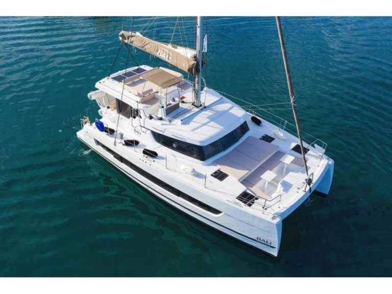 Bareboat Rental Catamaran Bali with a boat licence