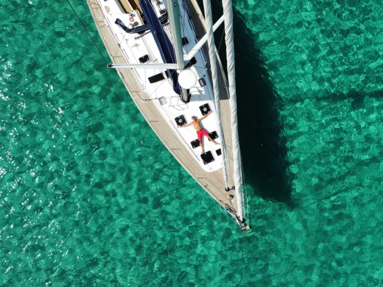 Sailboat rental with or without captain Bénéteau Cagliari Port