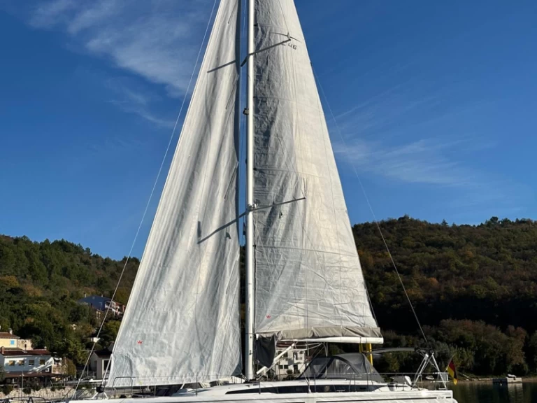 Boat rental Bavaria Bavaria C46 in Trget on Samboat