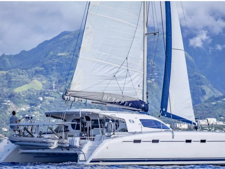 Boat rental Nautitech Nautitech 47 in Uturoa on Samboat