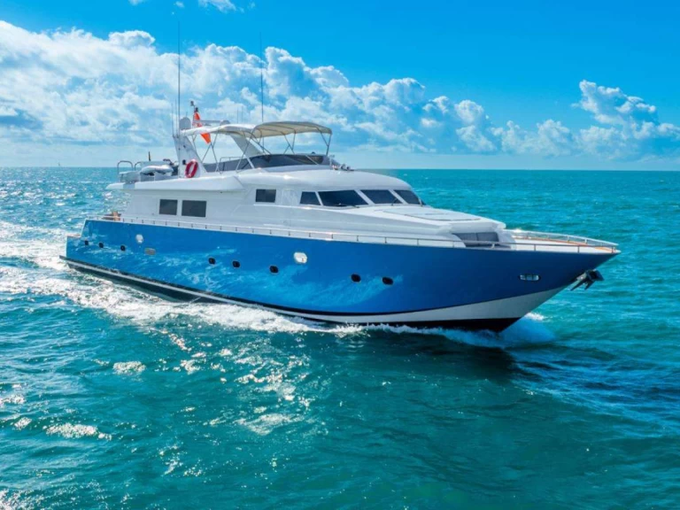 Boat rental Maiora AZURE  in Nassau on Samboat