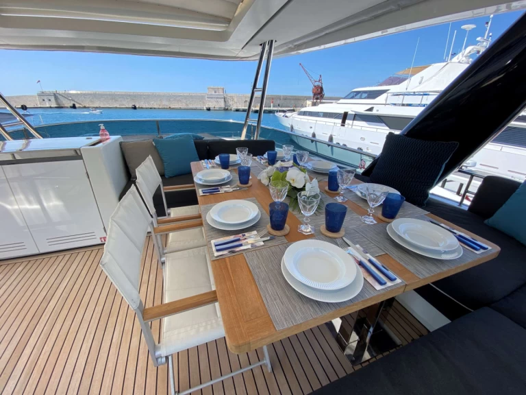 Luxury Yacht rental in Toulon - Lagoon LA FREGATE