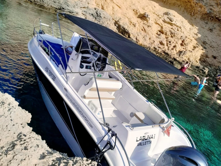 Motorboat rental in Buġibba - Bluline 2023