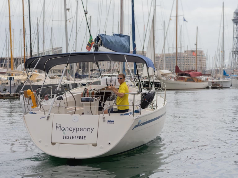 Rent a Bavaria C 40 Barcelona
