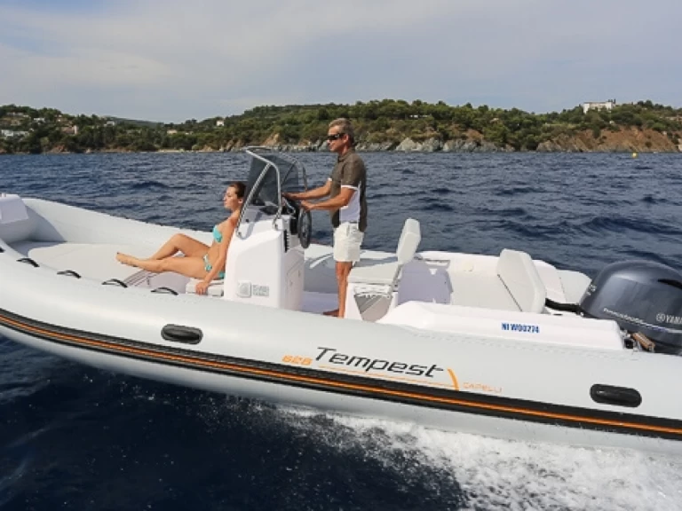 Boat rental Capelli Tempest 625 Easy in La Trinité-sur-Mer on Samboat