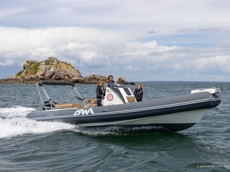 Yacht charter La Trinité-sur-Mer cheap Sport 26 GTO