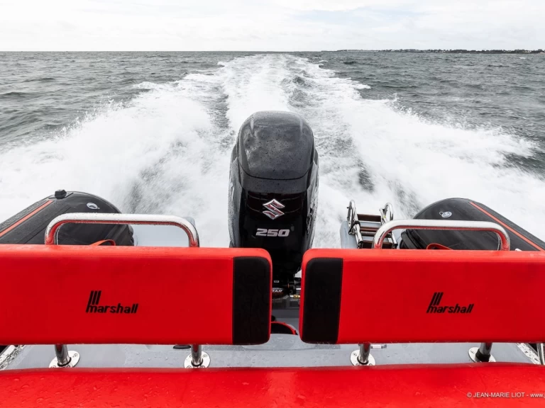 RIB for rent La Trinité-sur-Mer at the best price