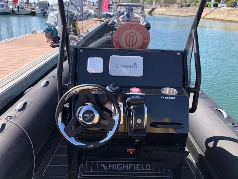Bareboat Rental RIB Highfield with a boat licence