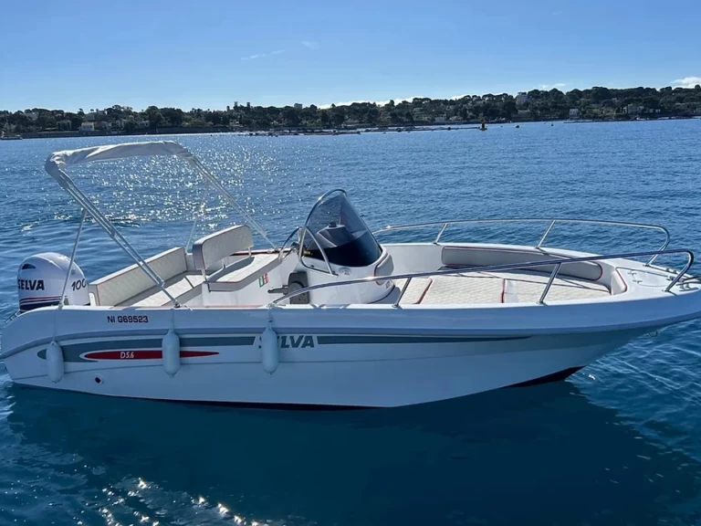 Boat rental Selva Open Line D 5.6 in Antibes on Samboat