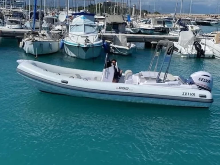 Rent a Selva Selva D650 Family Antibes