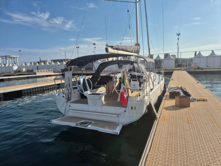 Sailboat rental in Castiglioncello - Hanse Hanse 360 - 3 cabine - 2 bagni