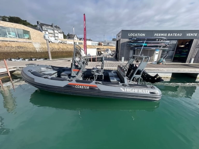 Rent a Highfield HIGHFIELD 54 PATROL COASTER La Trinité-sur-Mer