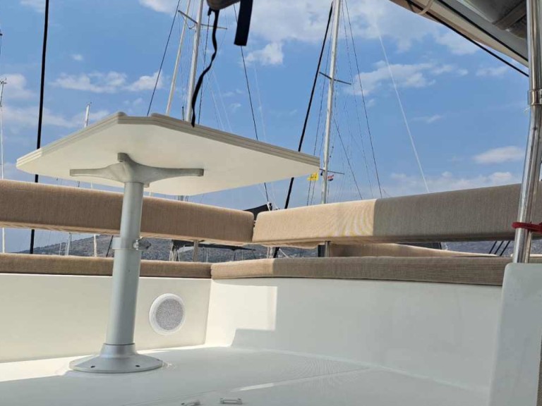 Bali Bali 4.4 charter bareboat or captained in  Palma de Mallorca