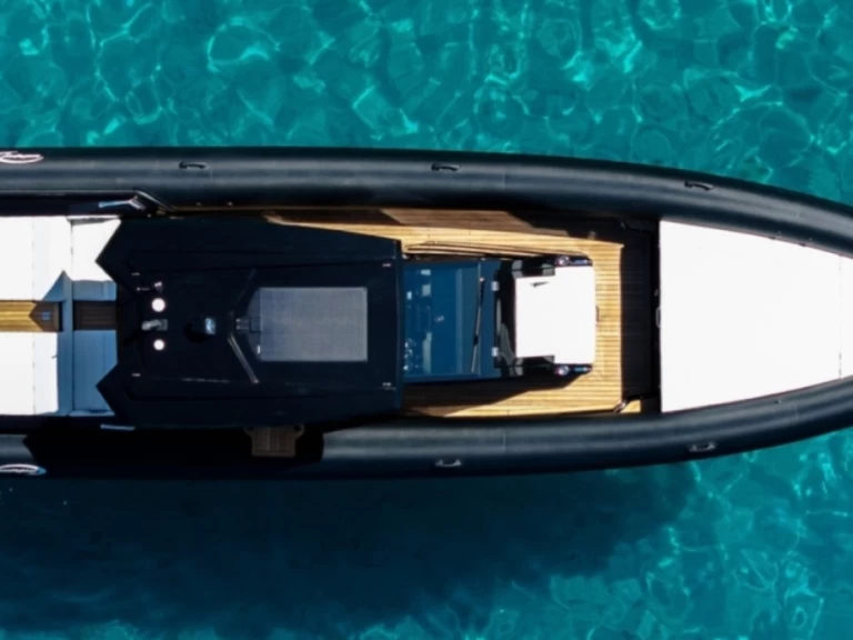 Yacht charter Athens cheap Shadow 40