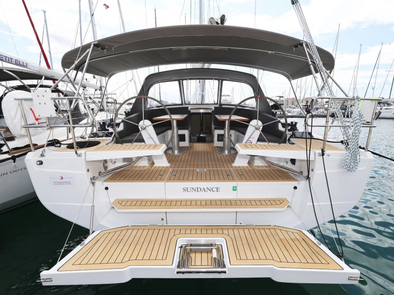 Bareboat Rental Sailboat Hanse with a boat licence