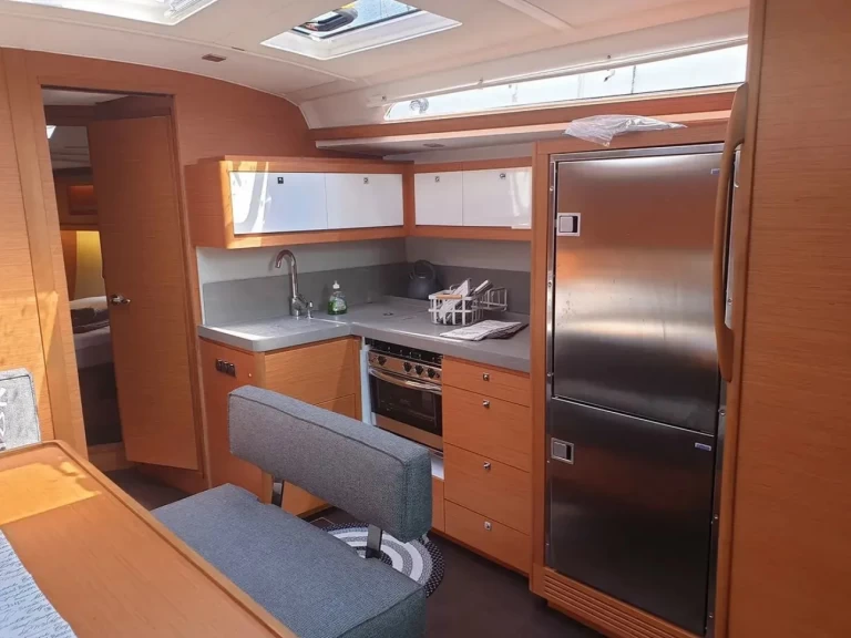 Bareboat Rental Sailboat Dufour with a boat licence