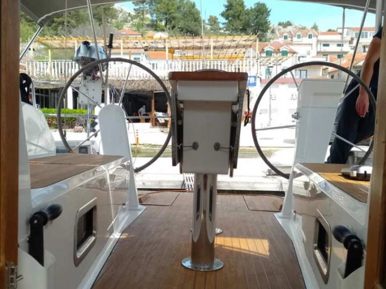Yacht charter Palma de Mallorca cheap Cruiser 41